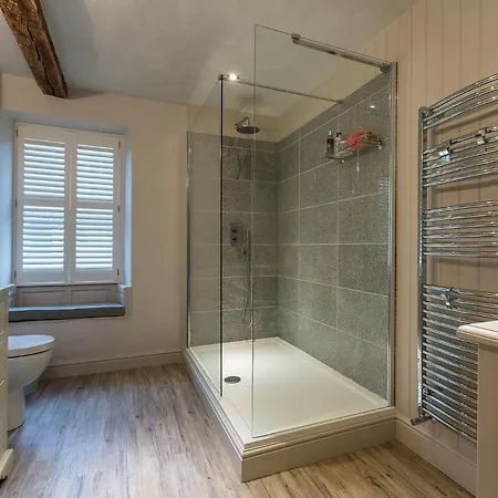 3 Bed In Lcc42